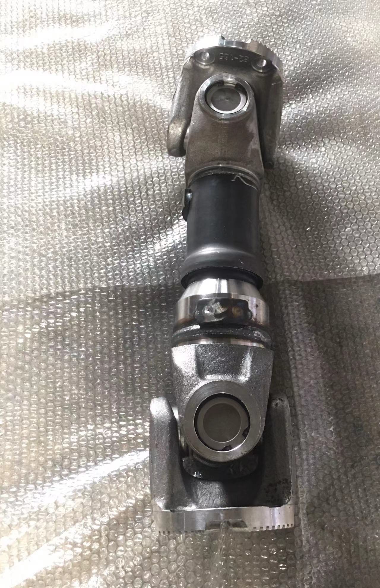 Drive Shaft For Heavy Duty Automobile.jpg